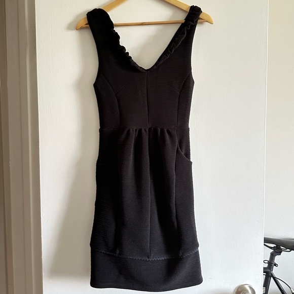 Anthropologie Maeve Black Ruffle Ottoman Cocktail Dress Size XS EUC - Picture 3 of 13